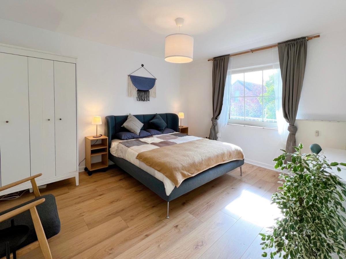 Haus Neuss-1.Og Apartment Екстериор снимка